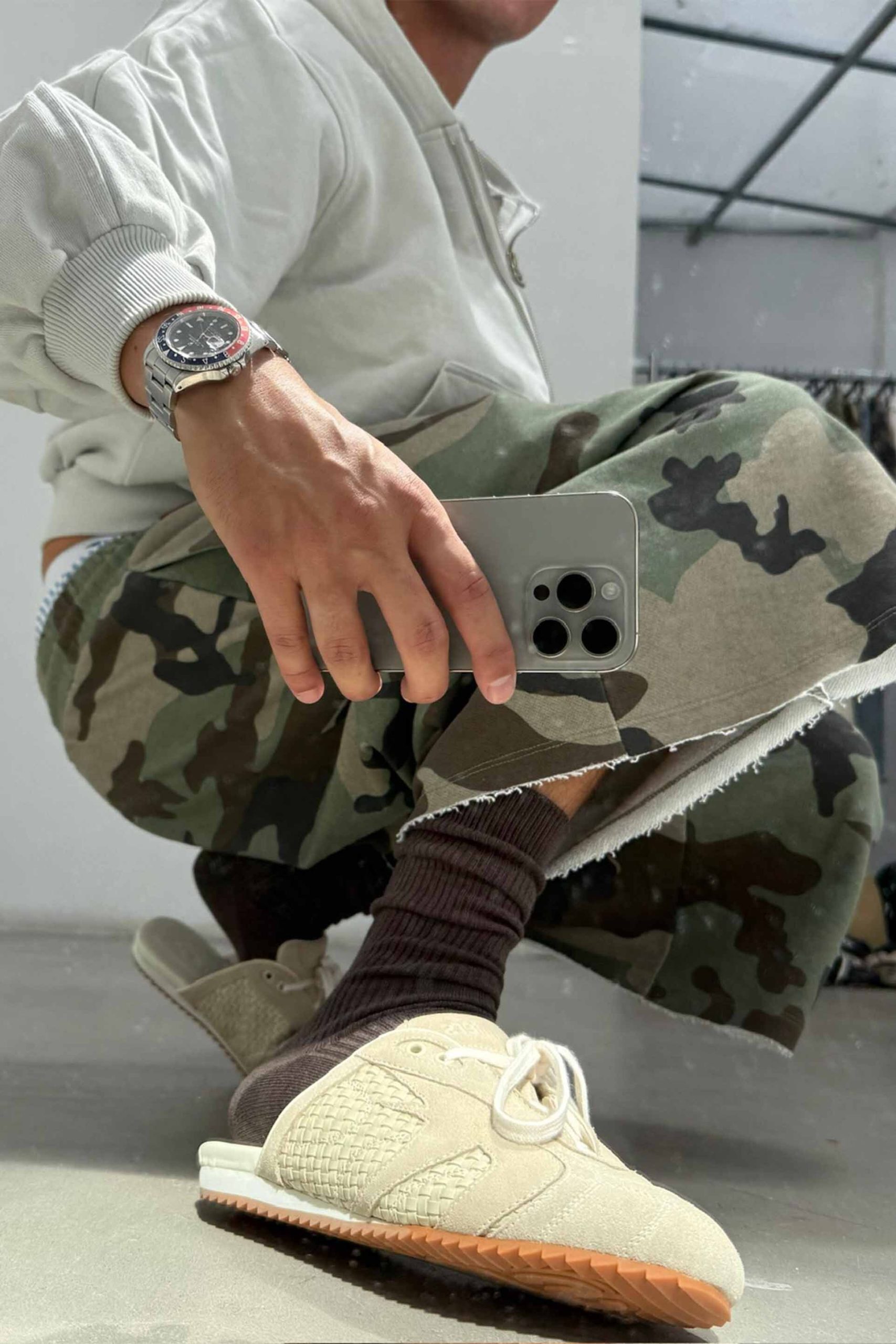 Iconic Mule Ecru Sneaker - Image 10