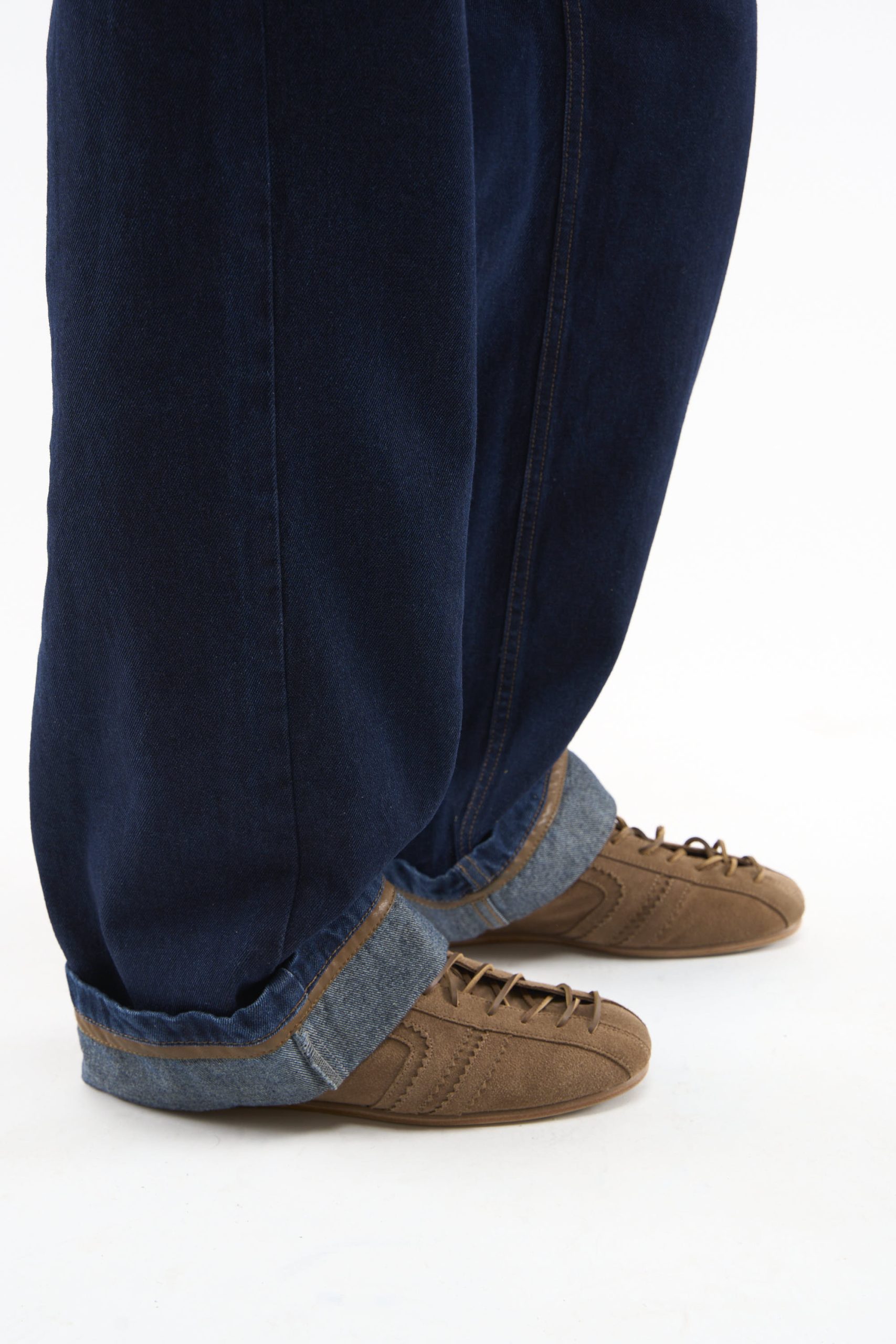 Iconic Suede Brown Shoes - Image 9