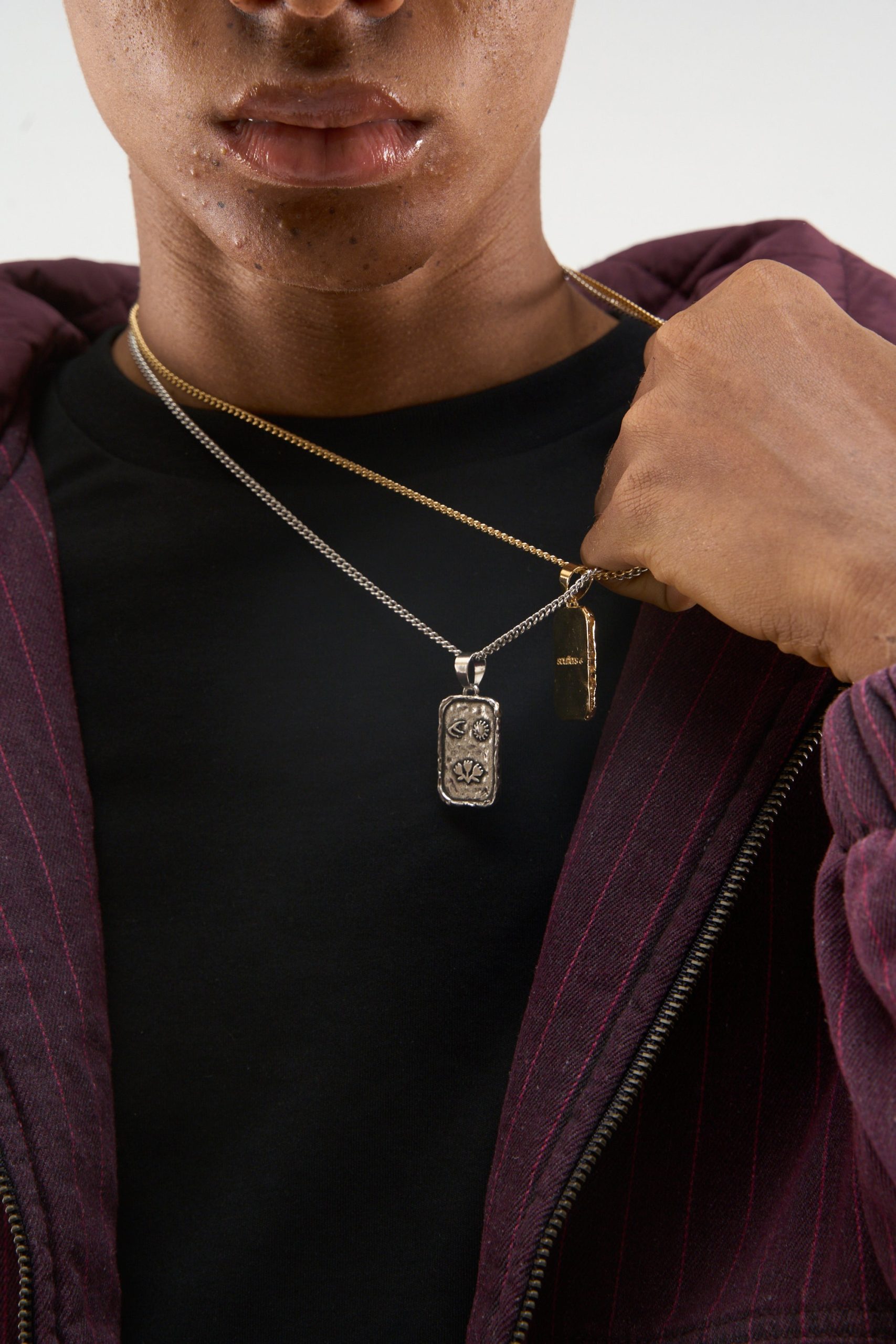 Medal AG Necklace - Image 4