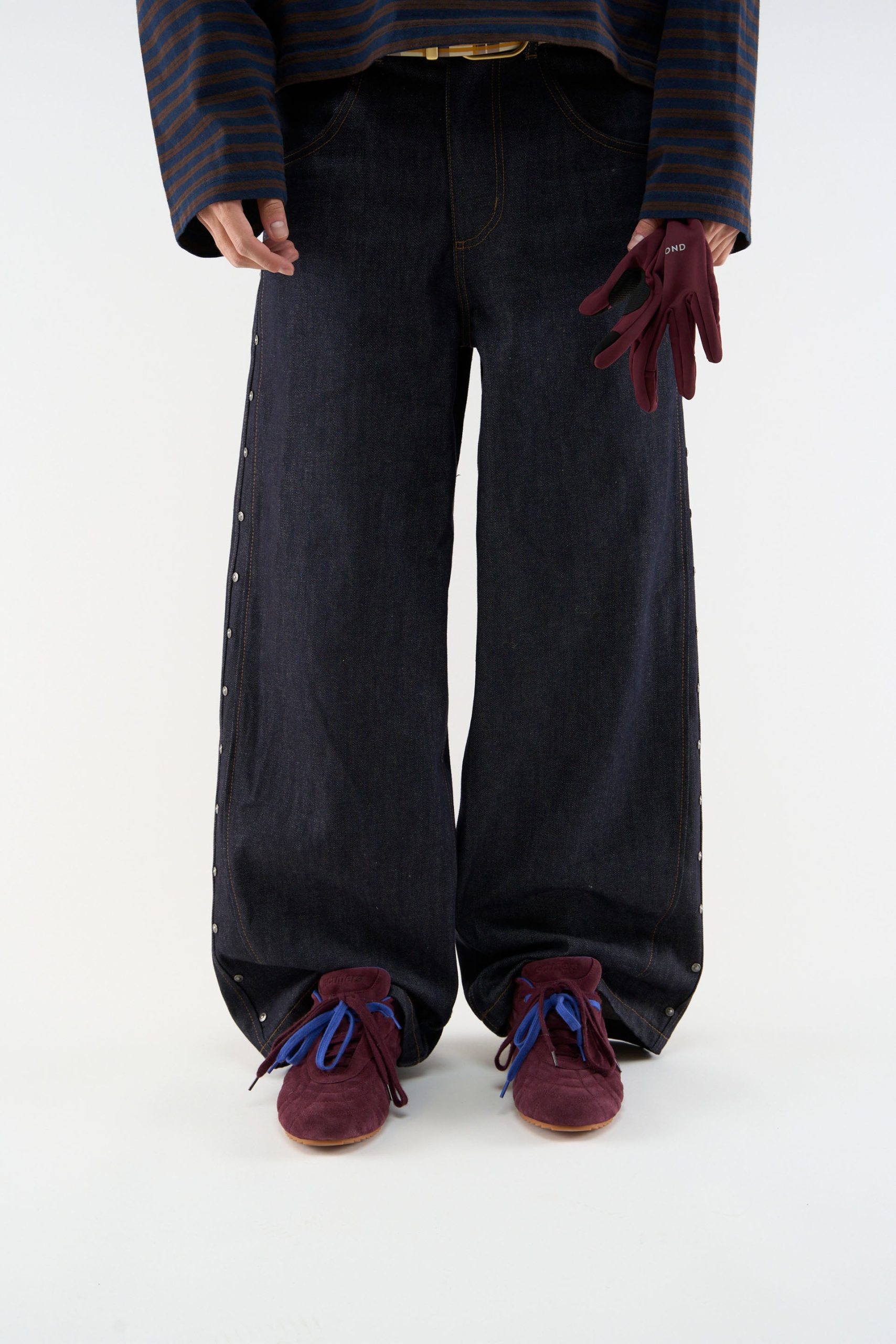 Iconic Suede Burgundy Sneaker - Image 9
