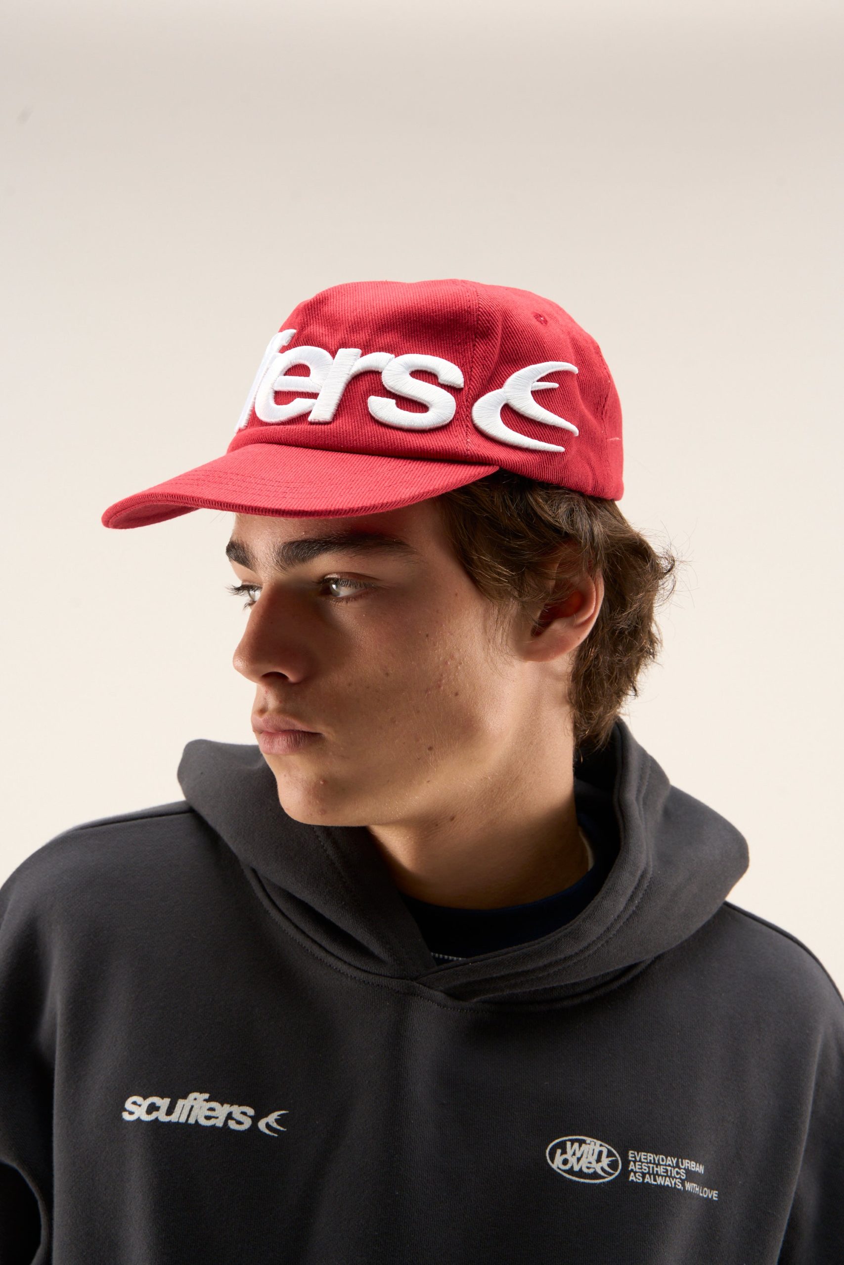 Icon Red Cap - Image 2